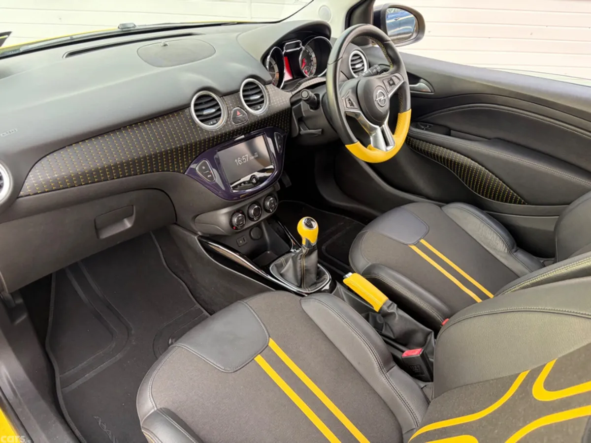 Opel Adam Hatchback, Petrol, 2013, Yellow