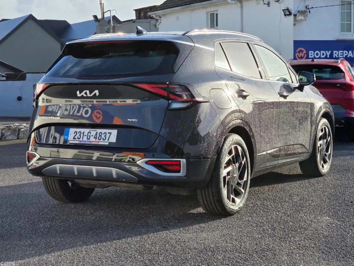 Kia Sportage Estate, Petrol Plug-in Hybrid, 2023, Grey