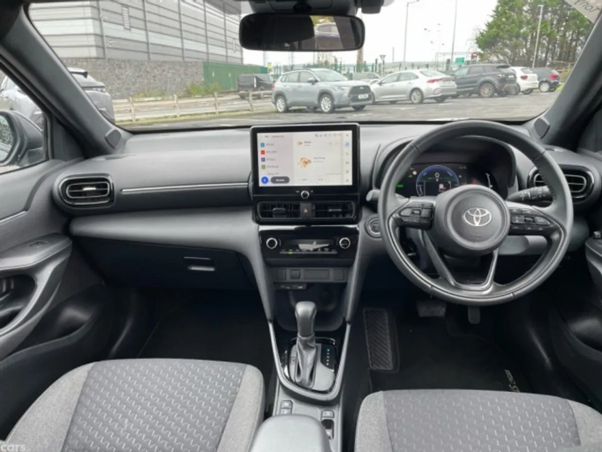 Toyota Yaris Cross SUV, Petrol Hybrid, 2026, Black