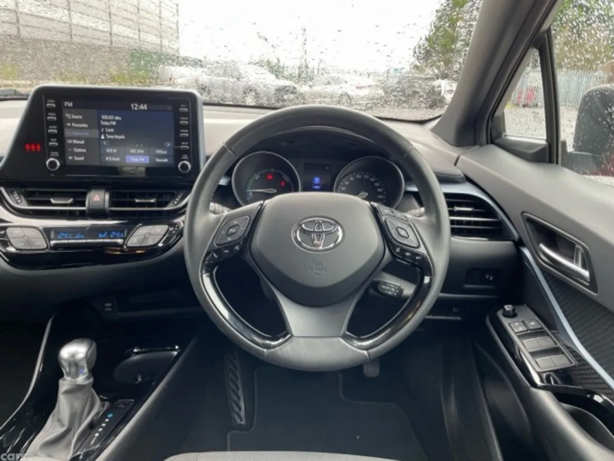 Toyota C-HR SUV, Petrol Hybrid, 2020, Red