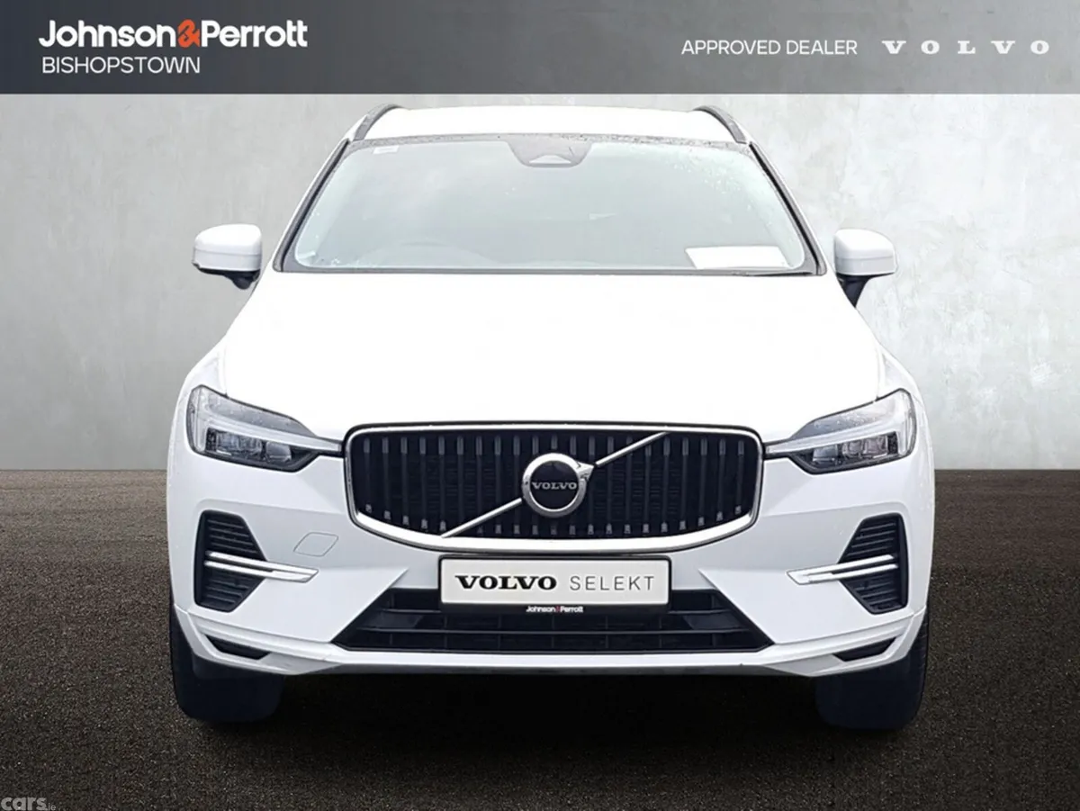 Volvo XC60 SUV, Diesel, 2022, White
