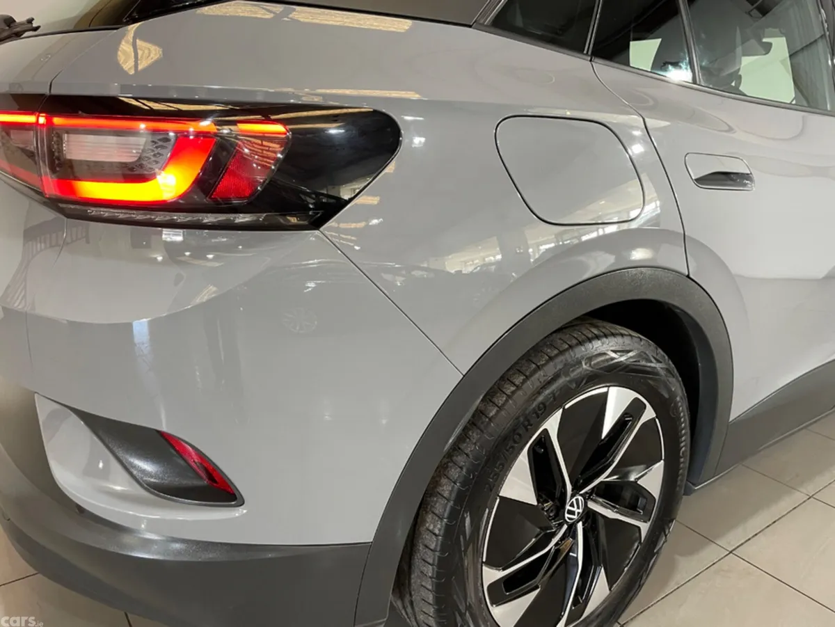 Volkswagen ID.4 Estate, Electric, 2023, Grey