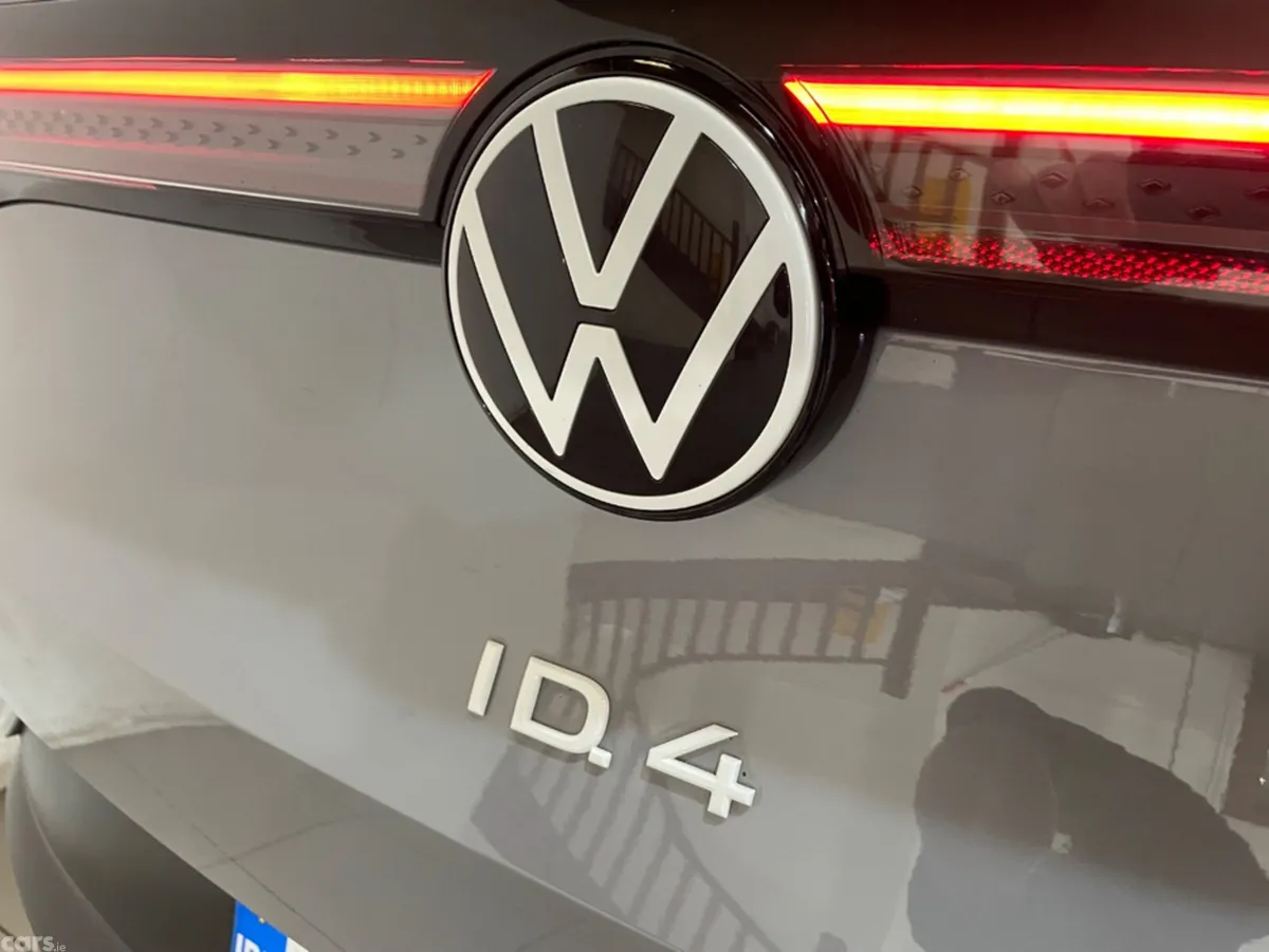 Volkswagen ID.4 Estate, Electric, 2023, Grey