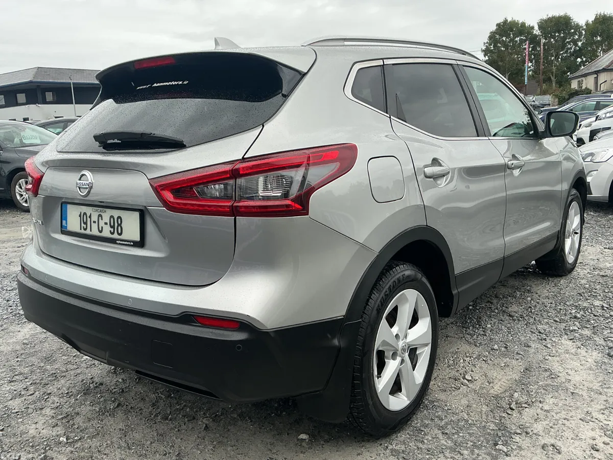 Nissan Qashqai MPV, Diesel, 2019, Grey