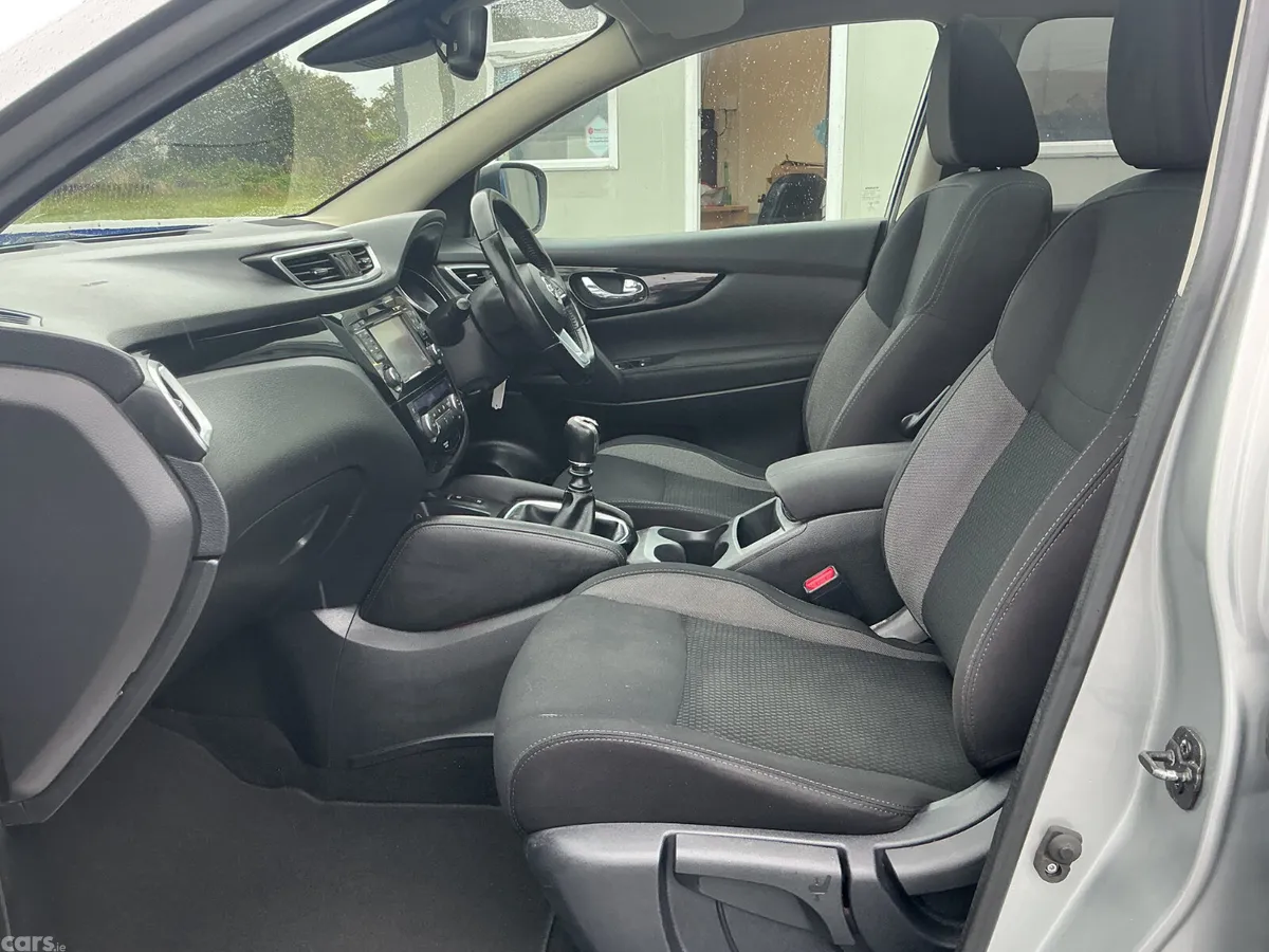 Nissan Qashqai MPV, Diesel, 2019, Grey