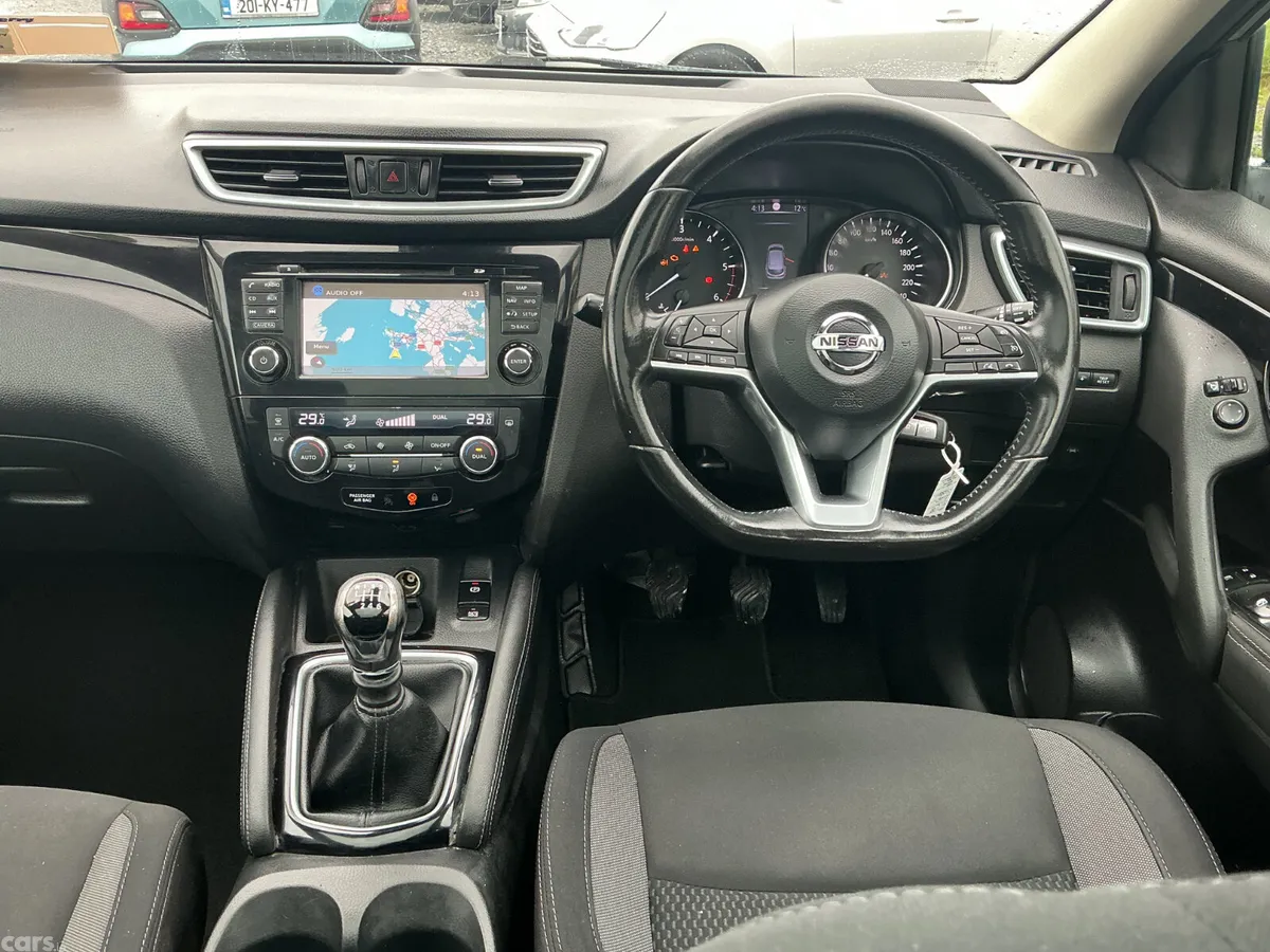 Nissan Qashqai MPV, Diesel, 2019, Grey