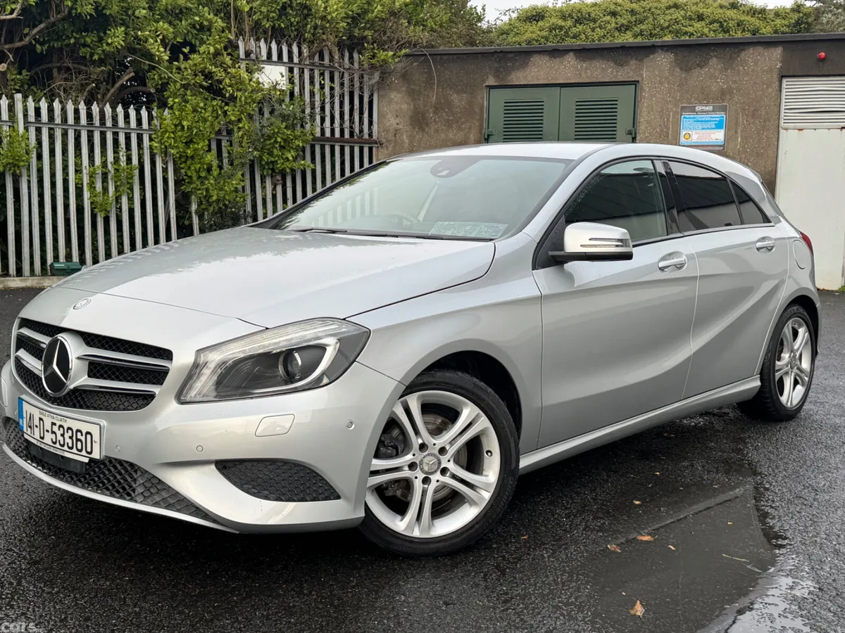 Mercedes-Benz A-Class Hatchback, Petrol, 2014, Silver