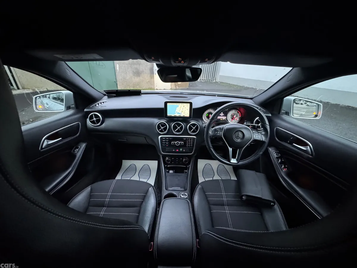 Mercedes-Benz A-Class Hatchback, Petrol, 2014, Silver
