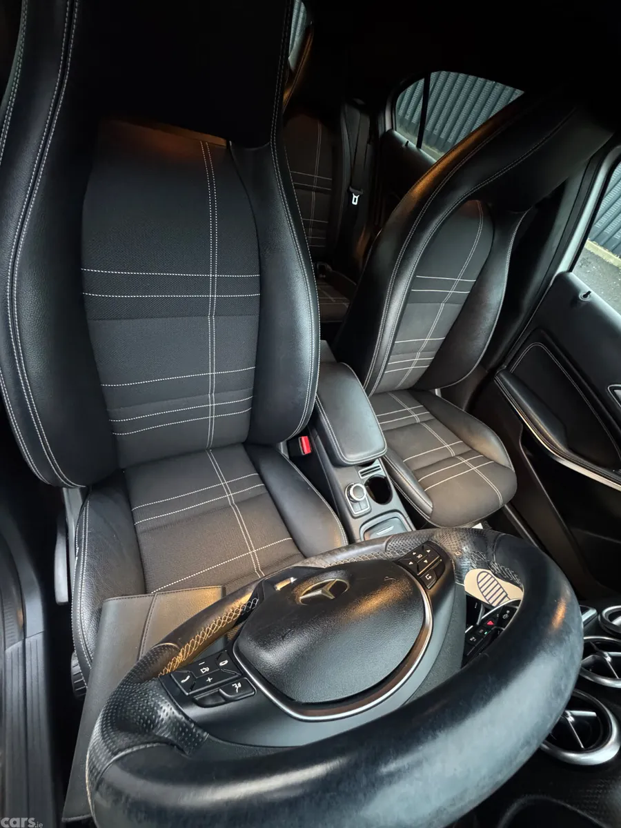 Mercedes-Benz A-Class Hatchback, Petrol, 2014, Silver