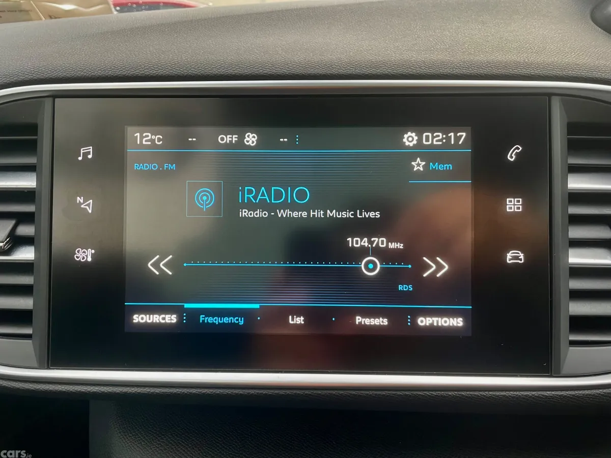 Peugeot 308 Estate, Diesel, 2018, Red
