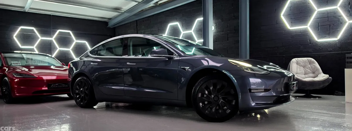 Tesla Model 3 Saloon, Electric, 2020, Grey