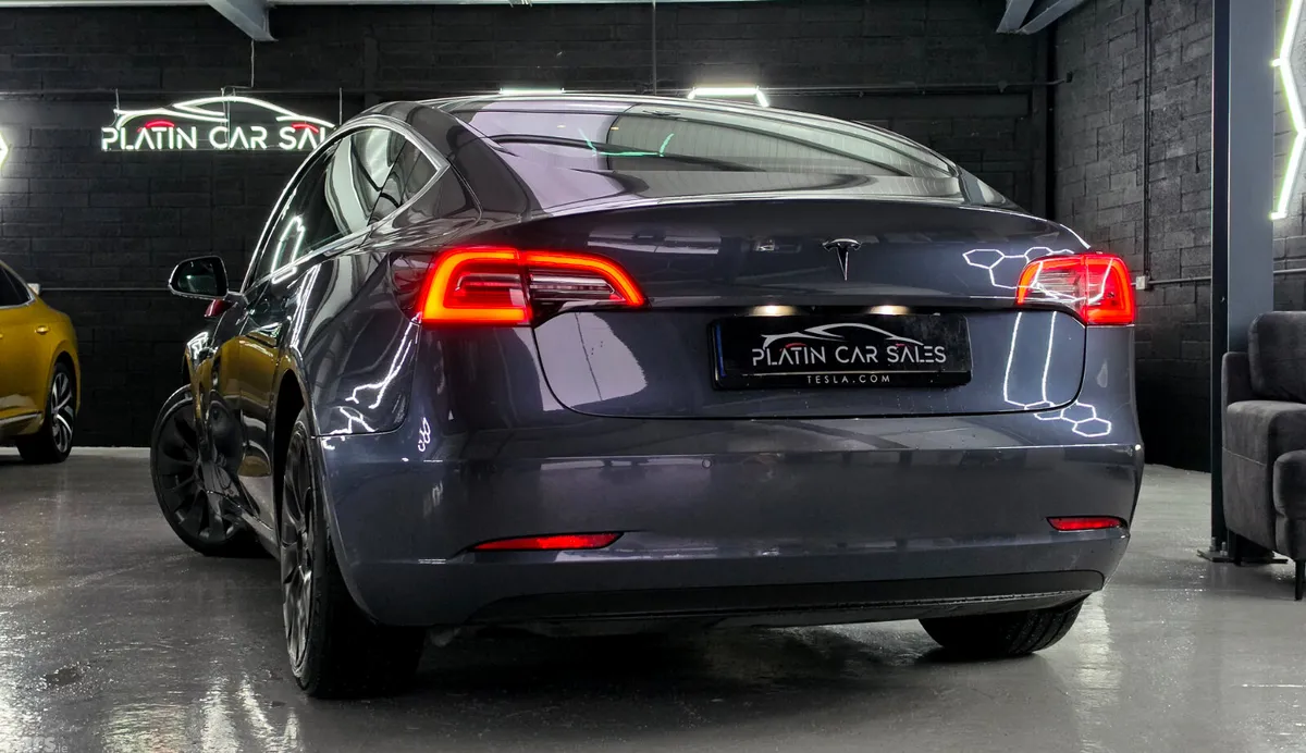 Tesla Model 3 Saloon, Electric, 2020, Grey