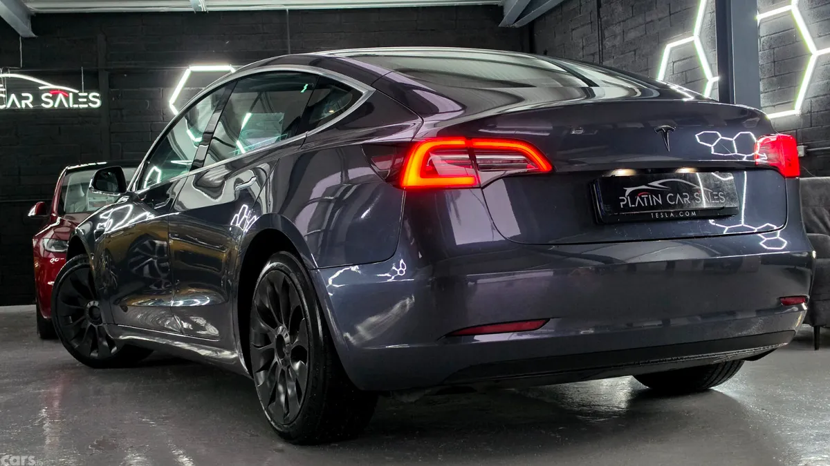 Tesla Model 3 Saloon, Electric, 2020, Grey
