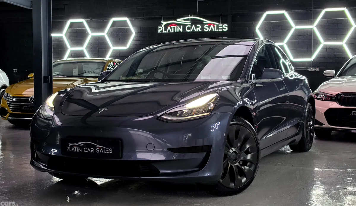Tesla Model 3 Saloon, Electric, 2020, Grey
