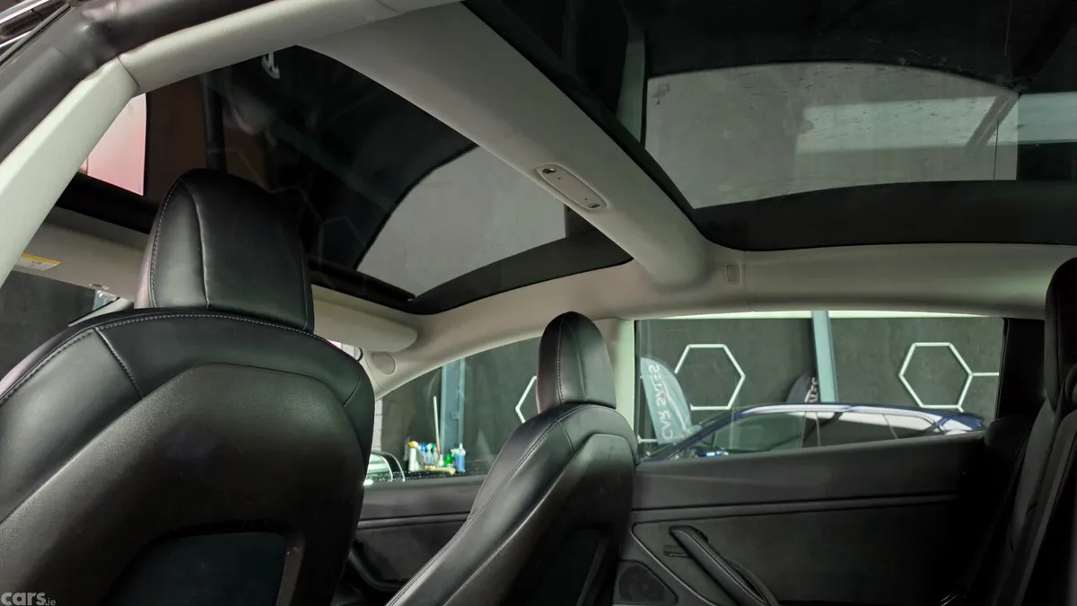 Tesla Model 3 Saloon, Electric, 2020, Grey