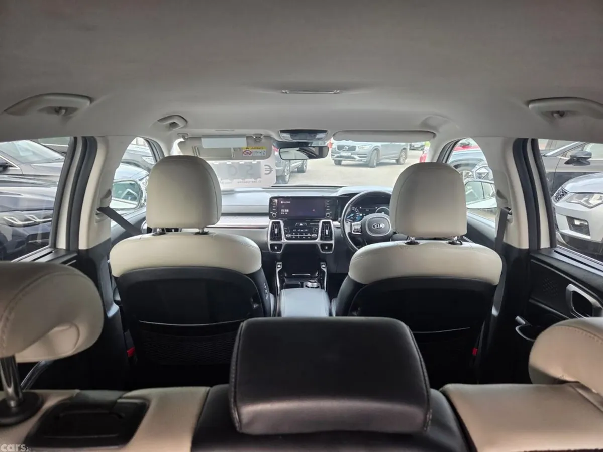 Kia Sorento MPV, Petrol Plug-in Hybrid, 2022, White
