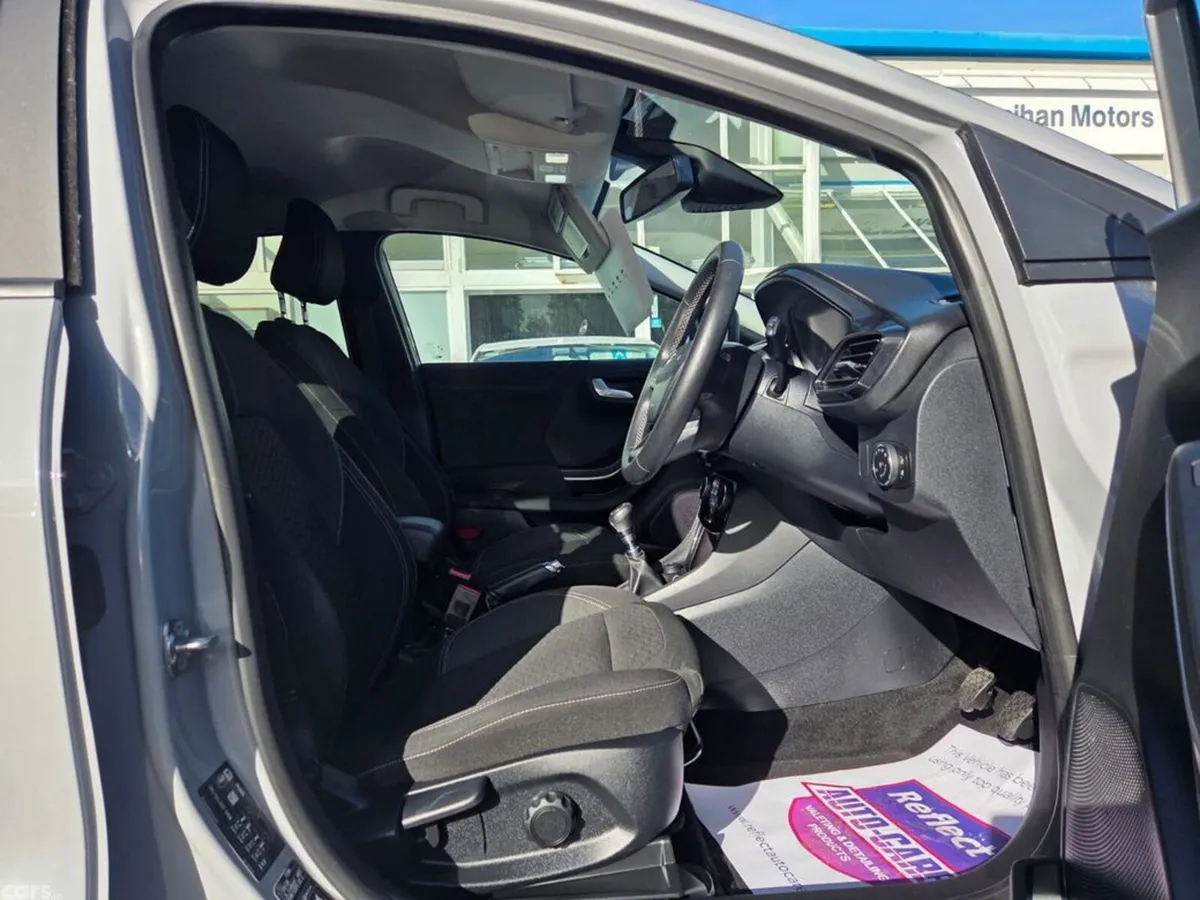 Ford Puma MPV, Petrol Hybrid, 2023, Grey