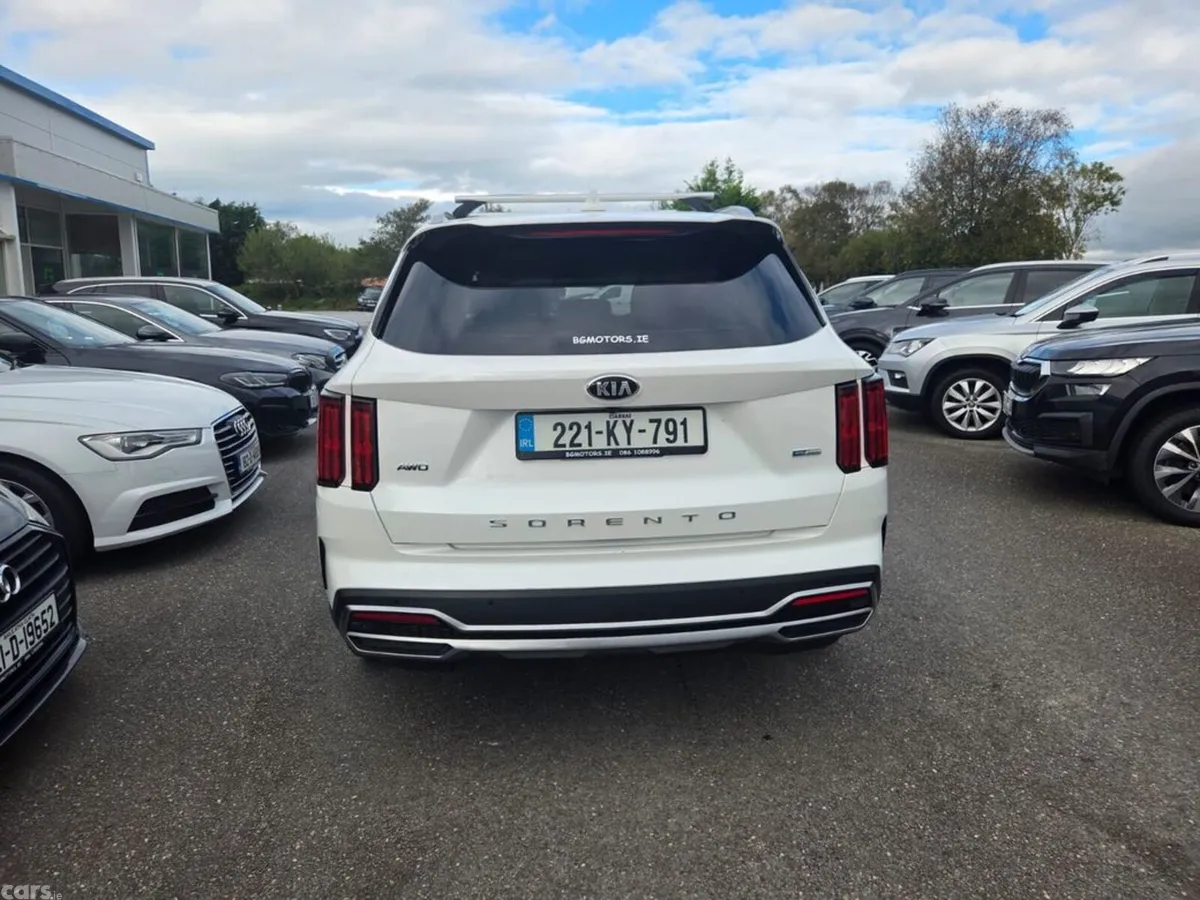 Kia Sorento MPV, Petrol Plug-in Hybrid, 2022, White