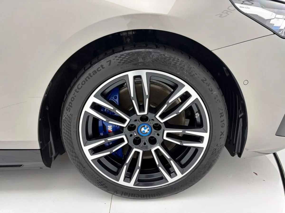 BMW i5 Saloon, Electric, 2024, Grey