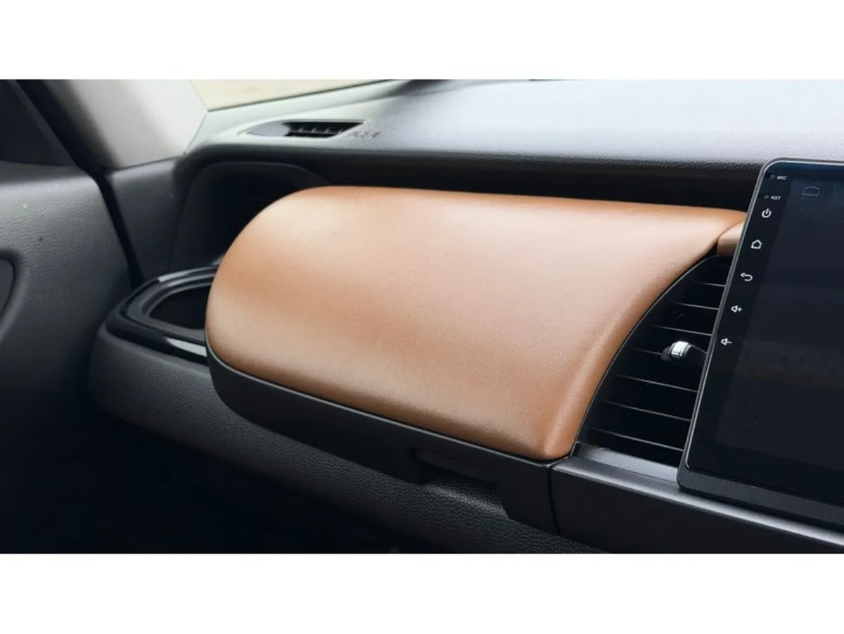 Honda Fit Hatchback, Petrol Hybrid, 2020, White