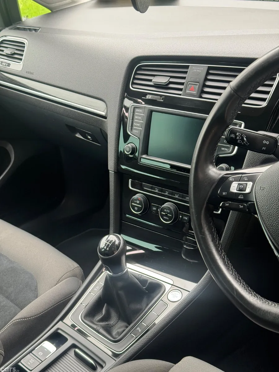 Volkswagen Golf Estate, Petrol, 2016, Silver