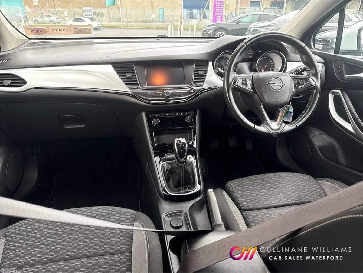 Opel Astra Hatchback, Petrol, 2020, White