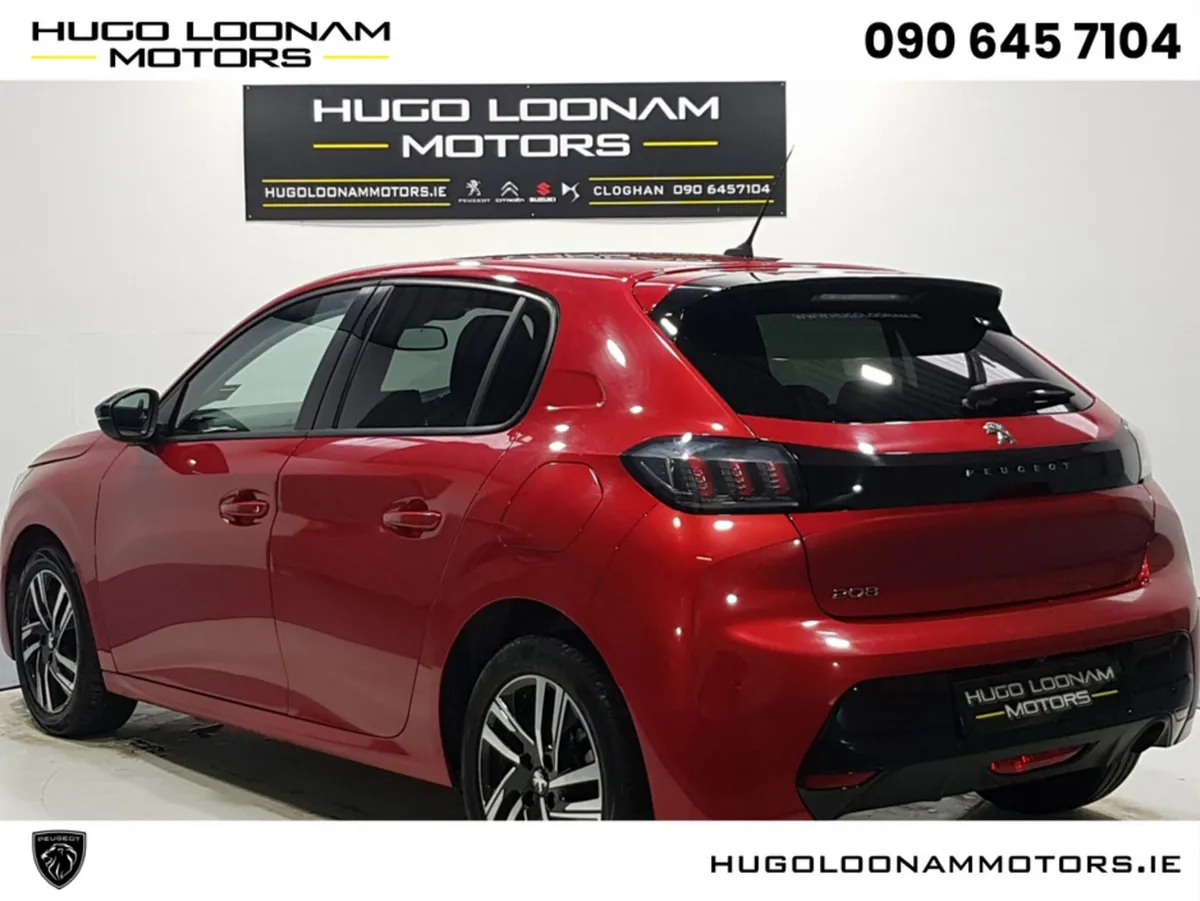 Peugeot 208 Hatchback, Diesel, 2023, Red