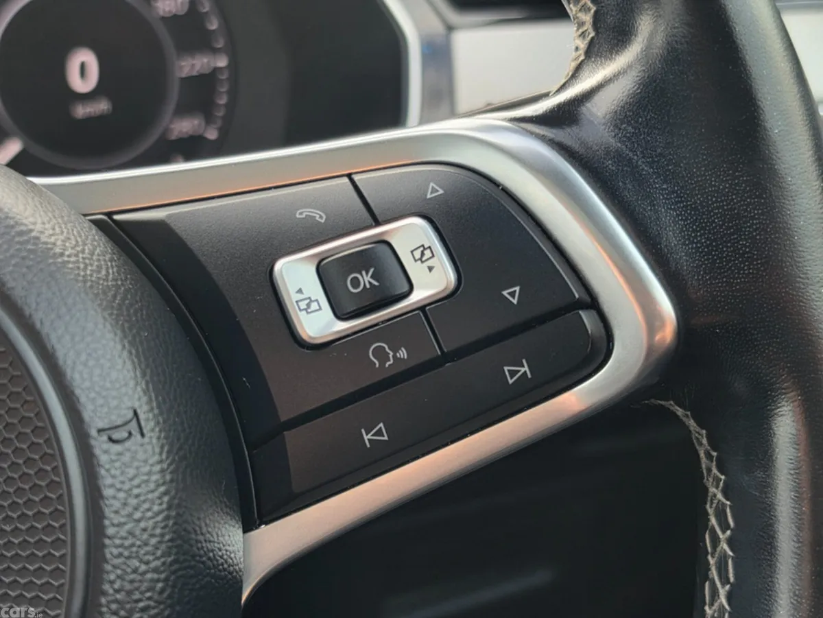 Volkswagen Arteon Saloon, Petrol, 2018, White