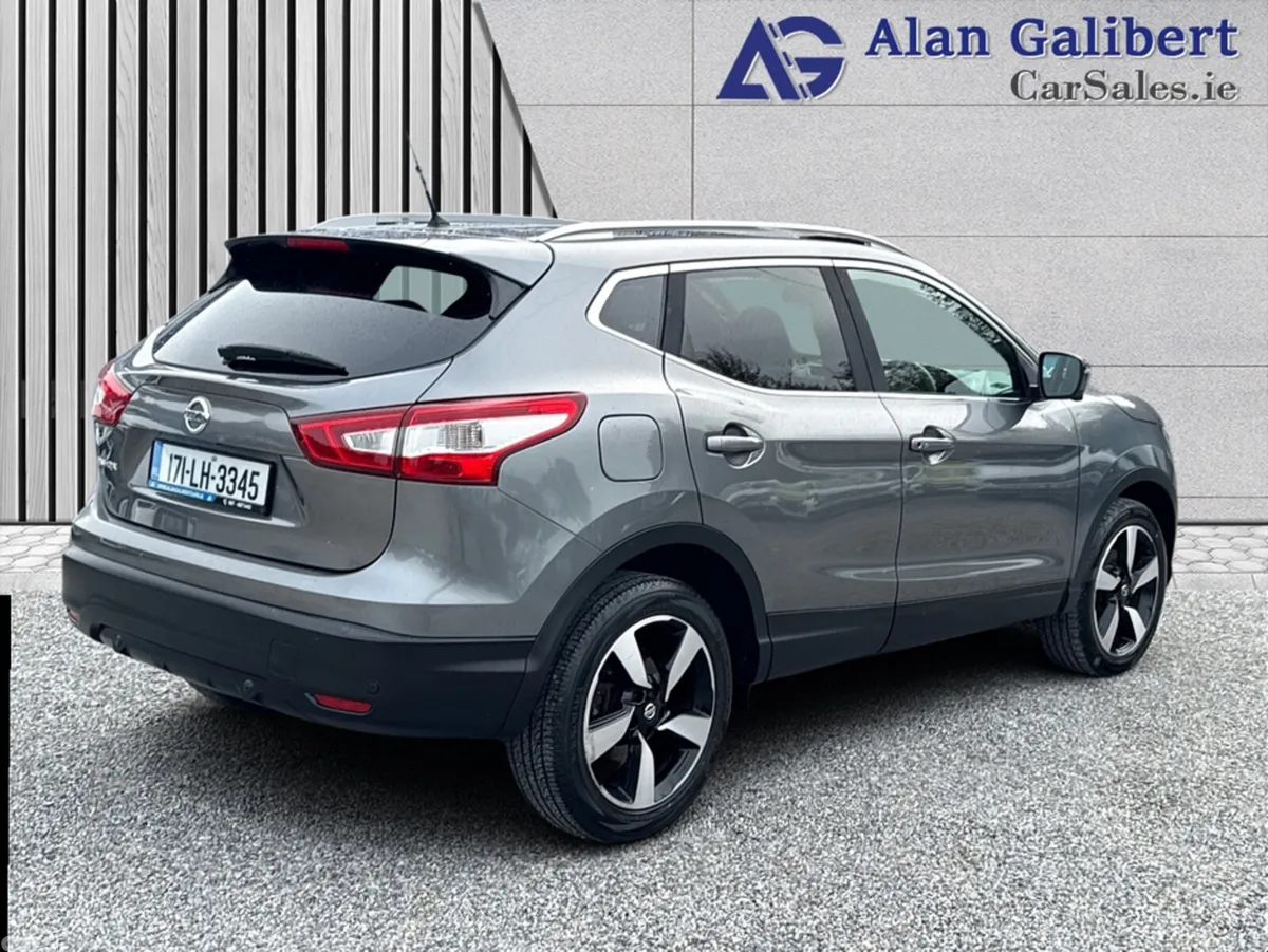 Nissan Qashqai MPV, Diesel, 2017, Grey
