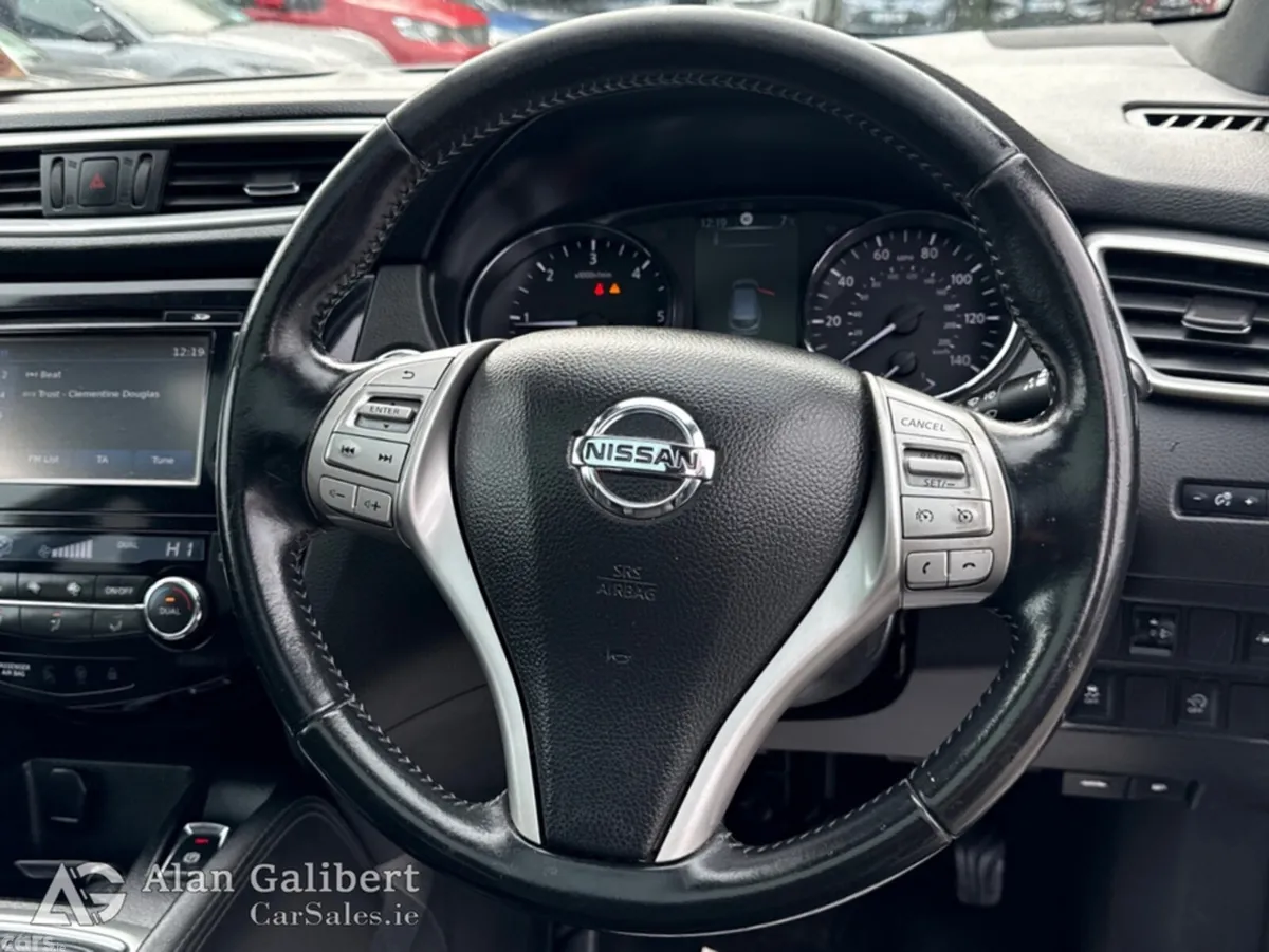 Nissan Qashqai MPV, Diesel, 2017, Grey