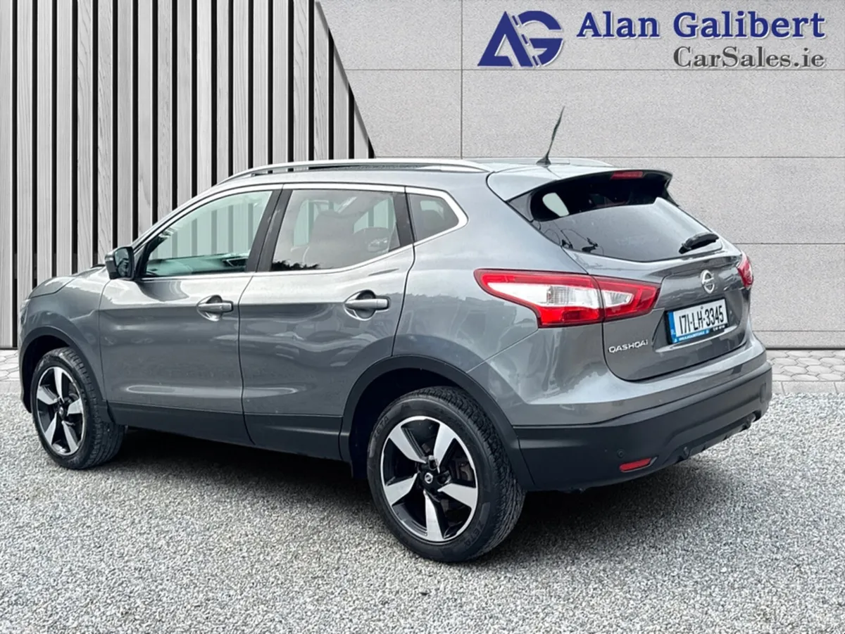 Nissan Qashqai MPV, Diesel, 2017, Grey