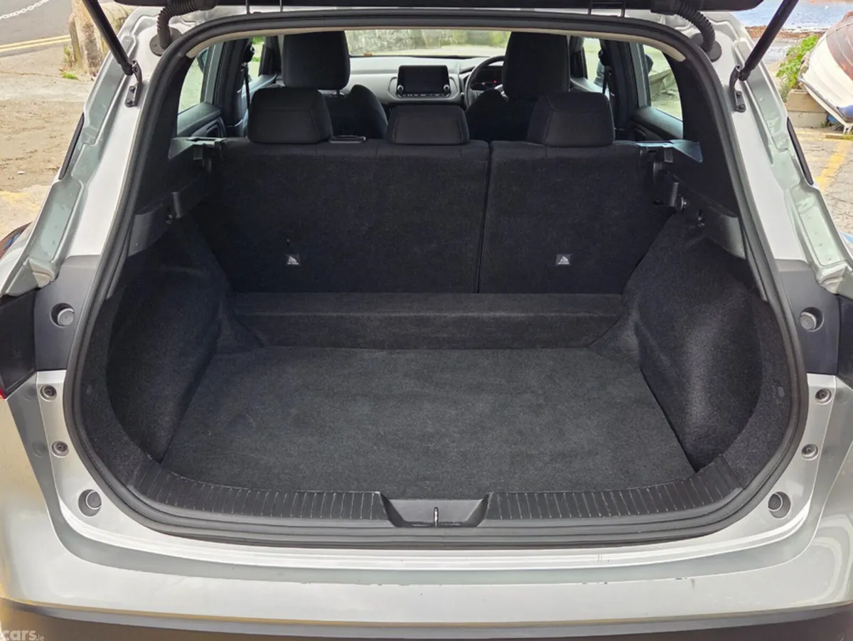 Nissan Qashqai MPV, Petrol, 2024, Grey