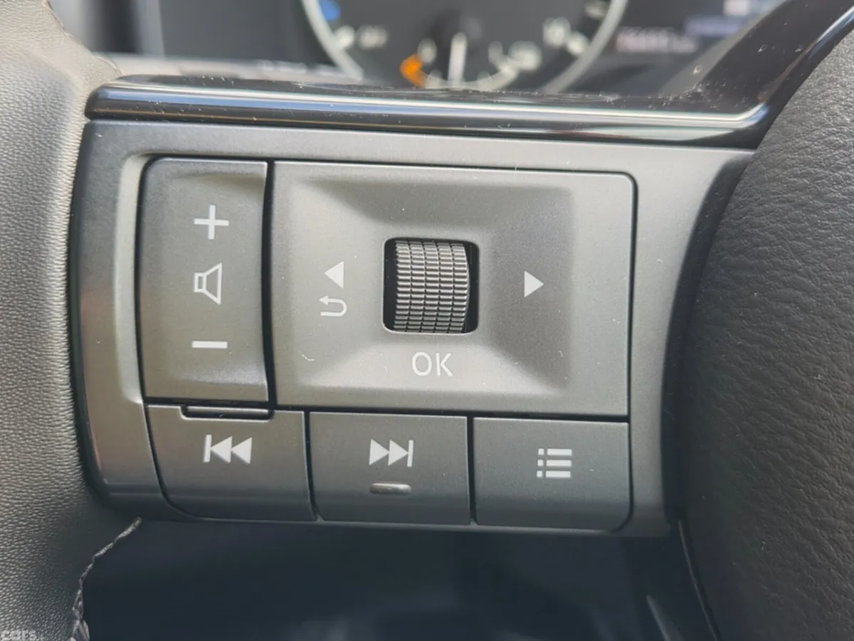 Nissan Qashqai MPV, Petrol, 2024, Grey