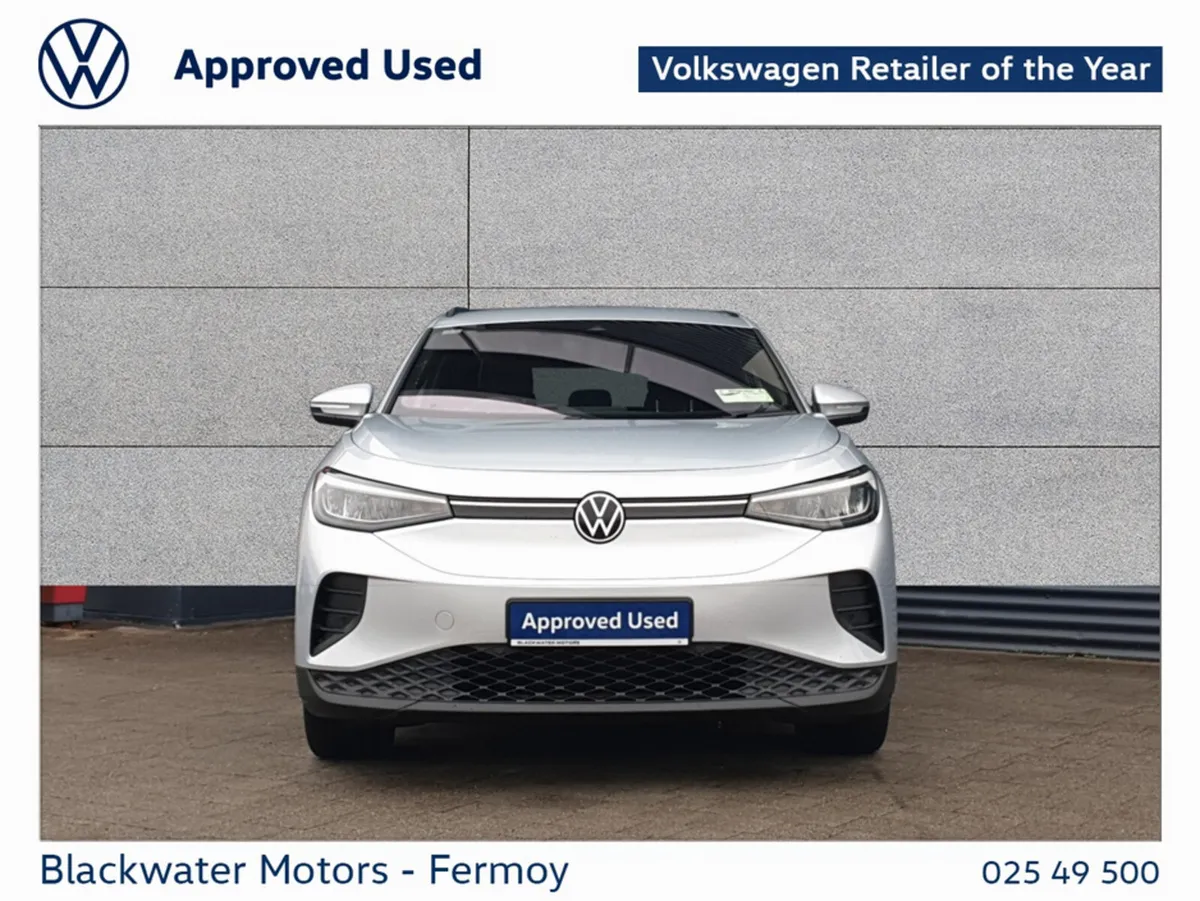 Volkswagen ID.4 Hatchback, Electric, 2023, Grey