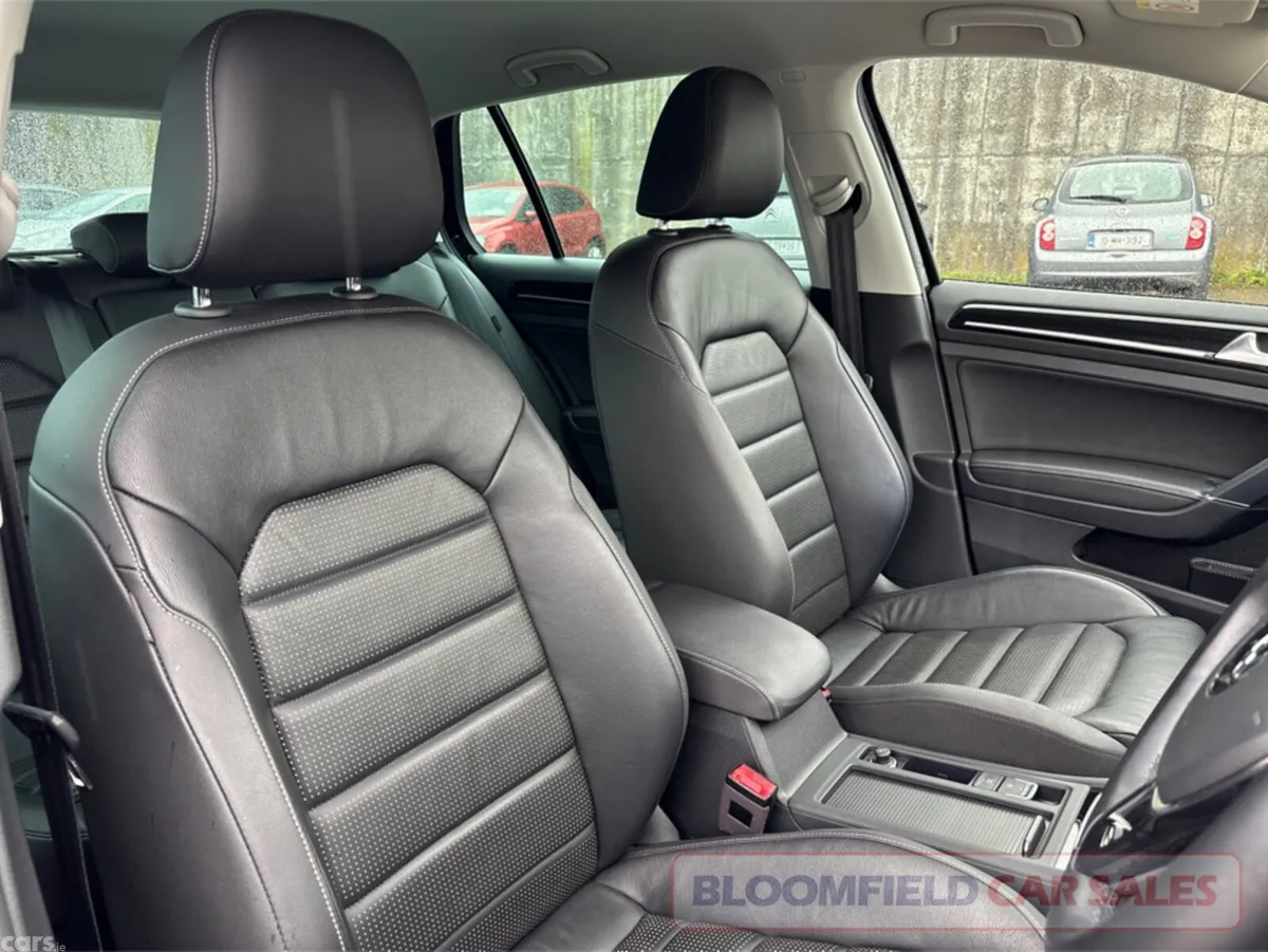 Volkswagen Golf Hatchback, Petrol, 2019, Black