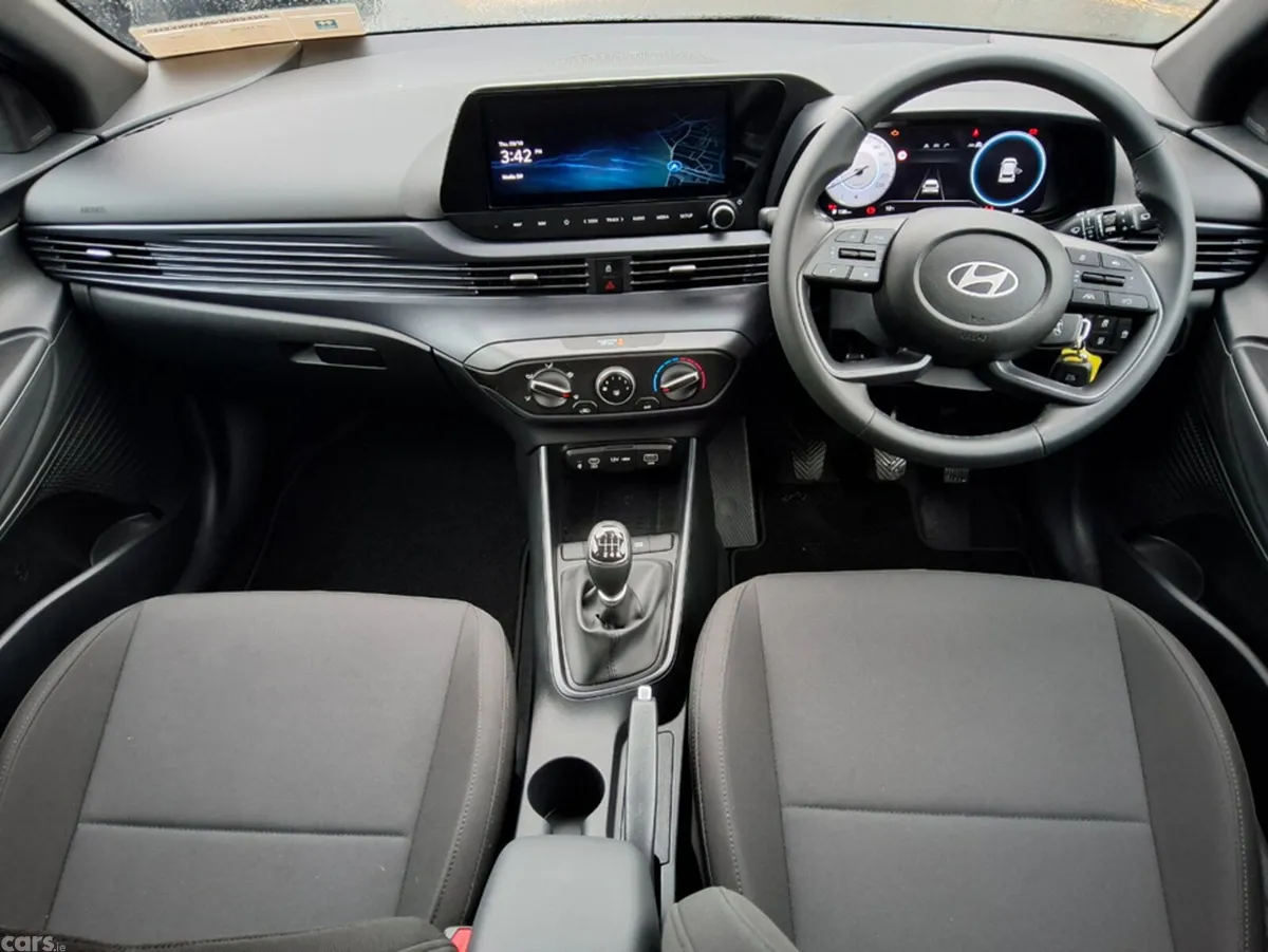 Hyundai i20 Hatchback, Petrol, 2026, Blue