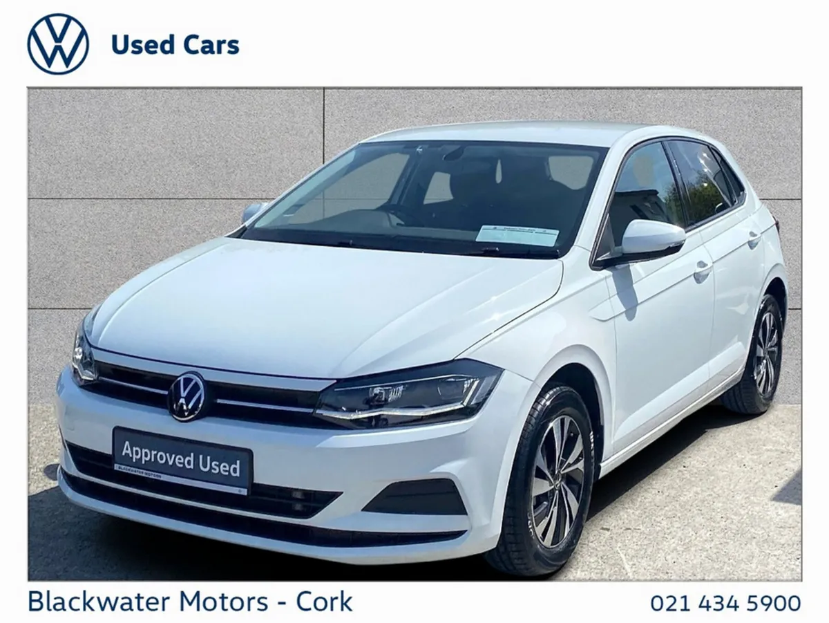 Volkswagen Polo Hatchback, Petrol, 2017, 