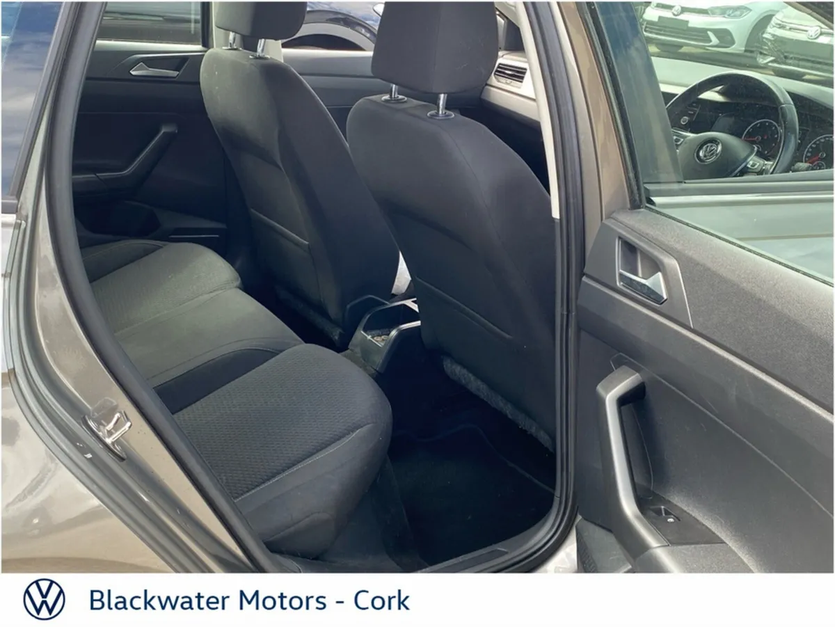 Volkswagen Polo Hatchback, Petrol, 2017, 