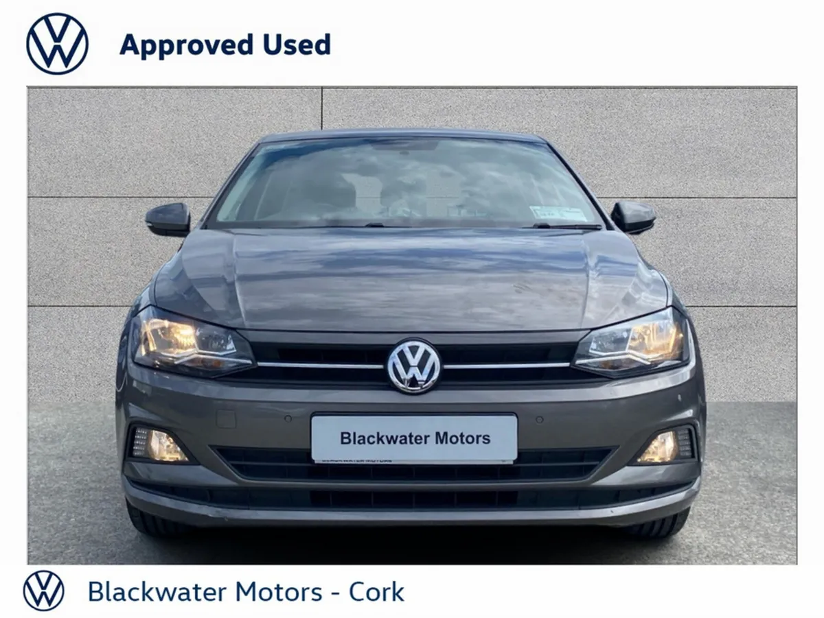 Volkswagen Polo Hatchback, Petrol, 2017, 