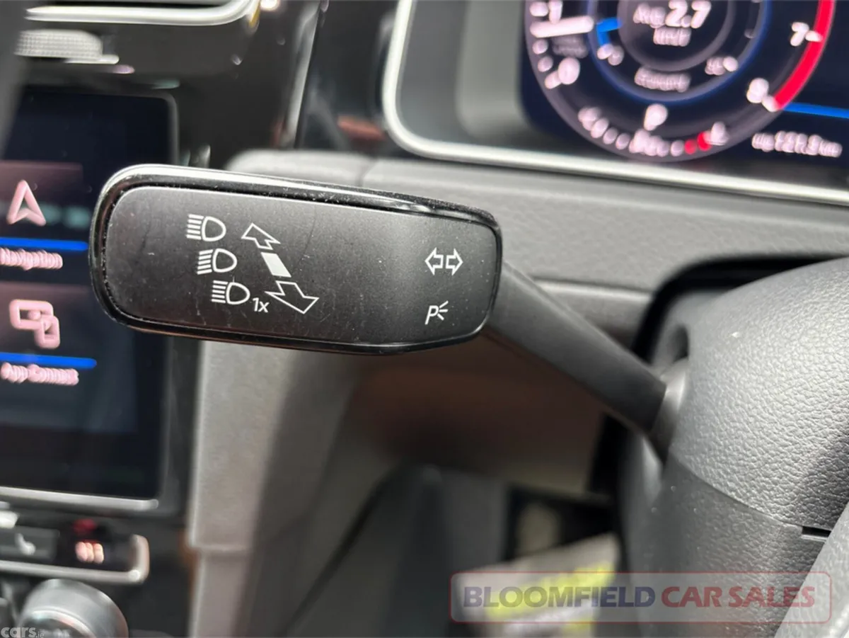 Volkswagen Golf Hatchback, Petrol, 2019, Black