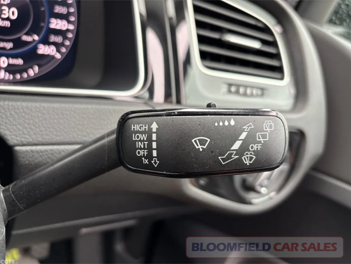 Volkswagen Golf Hatchback, Petrol, 2019, Black