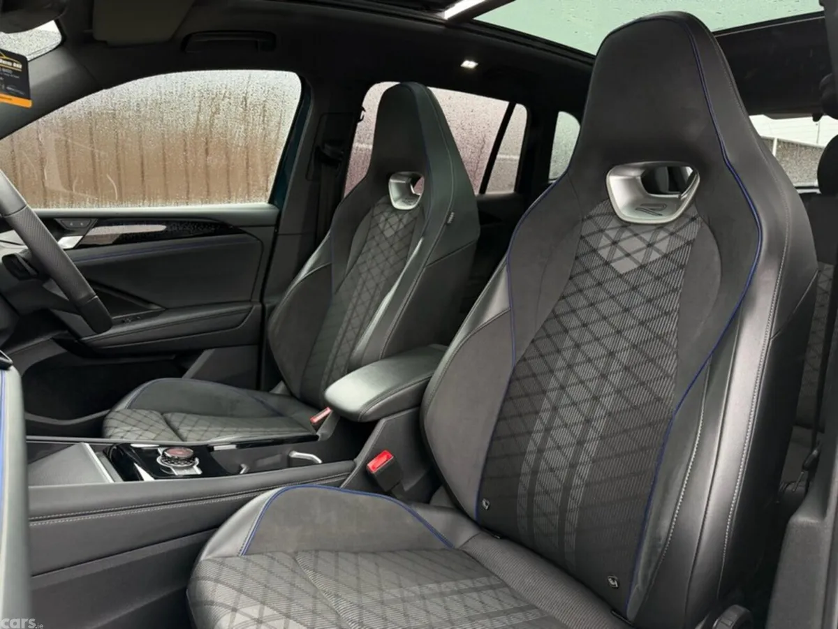 Volkswagen Tiguan Estate, Diesel, 2024, Blue