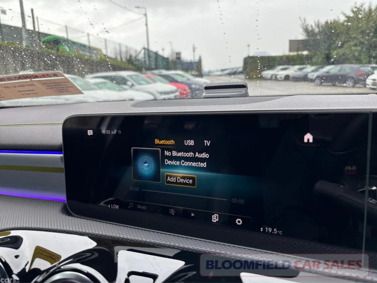 Mercedes-Benz A-Class Hatchback, Petrol, 2018, White