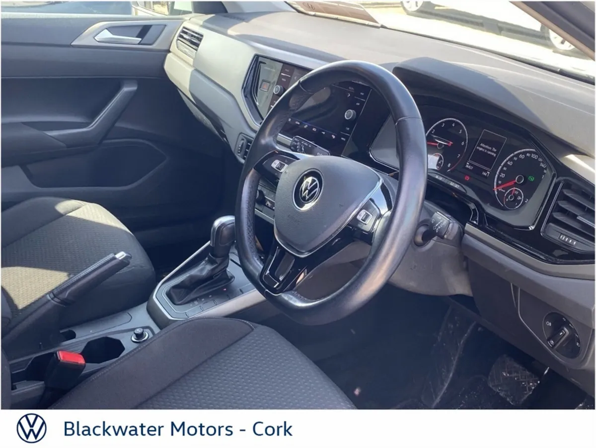 Volkswagen Polo Hatchback, Petrol, 2021, 