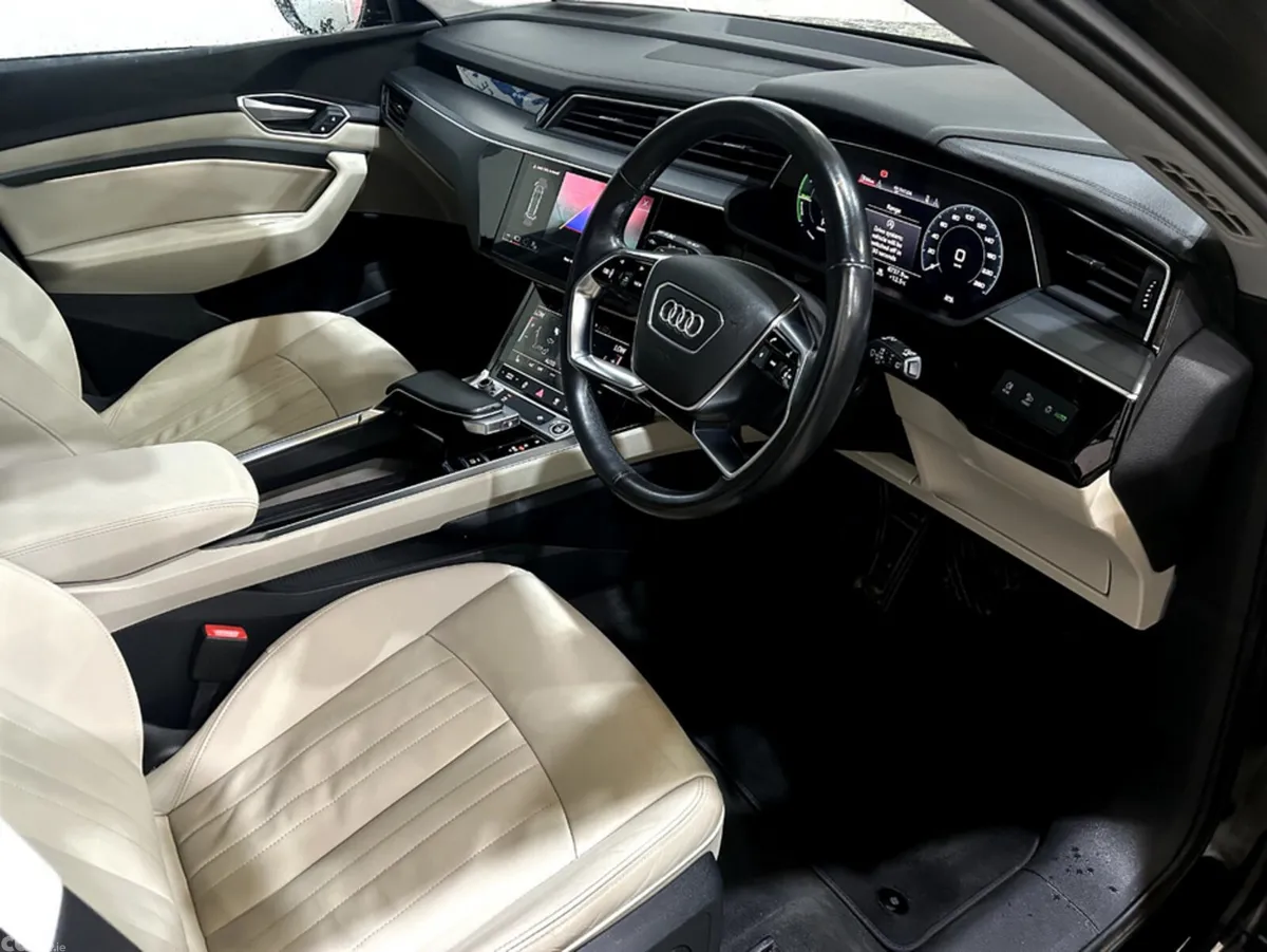 Audi e-tron SUV, Electric, 2022, Black