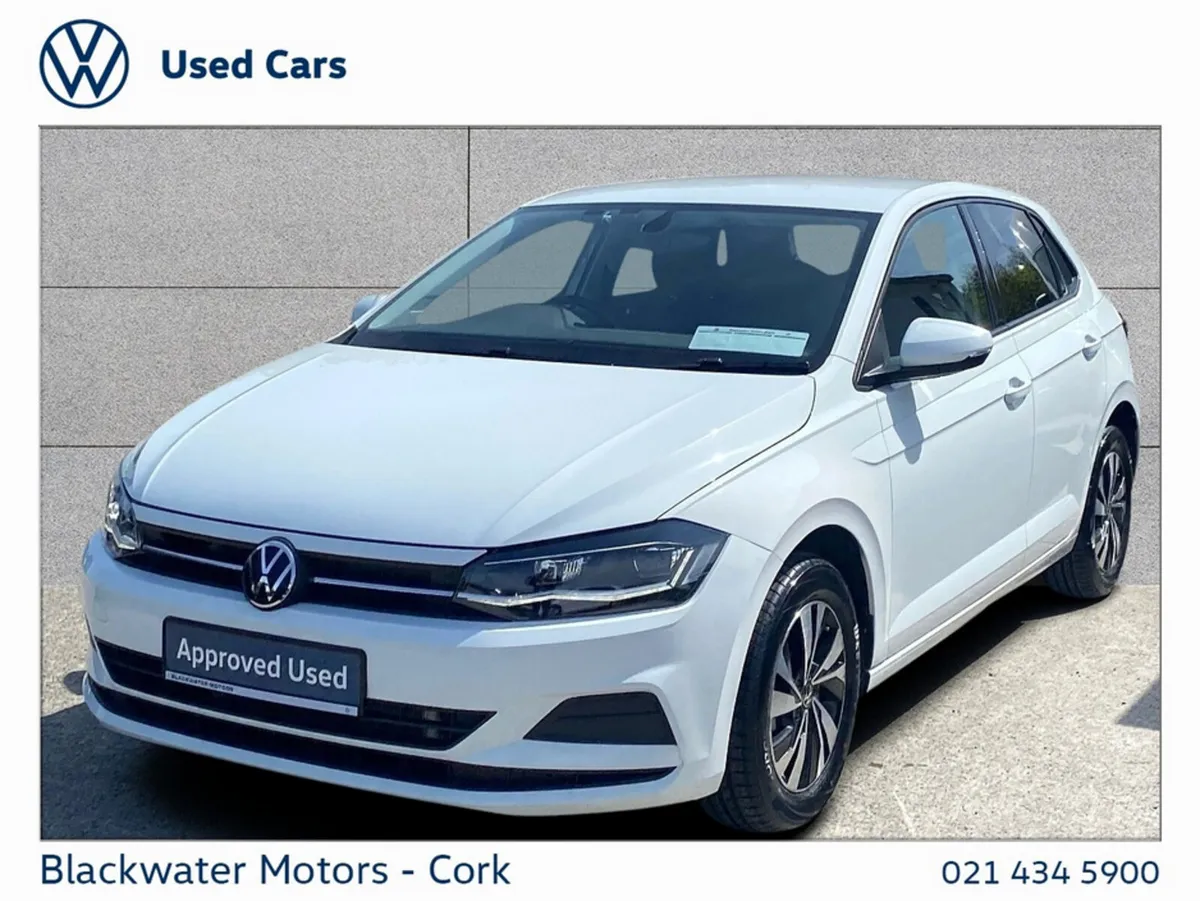Volkswagen Polo Hatchback, Petrol, 2021, 