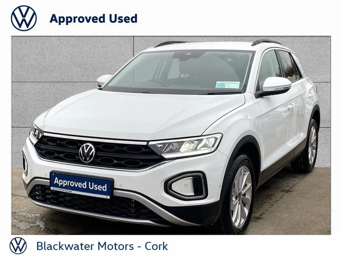 Volkswagen T-Roc Hatchback, Diesel, 2025, White