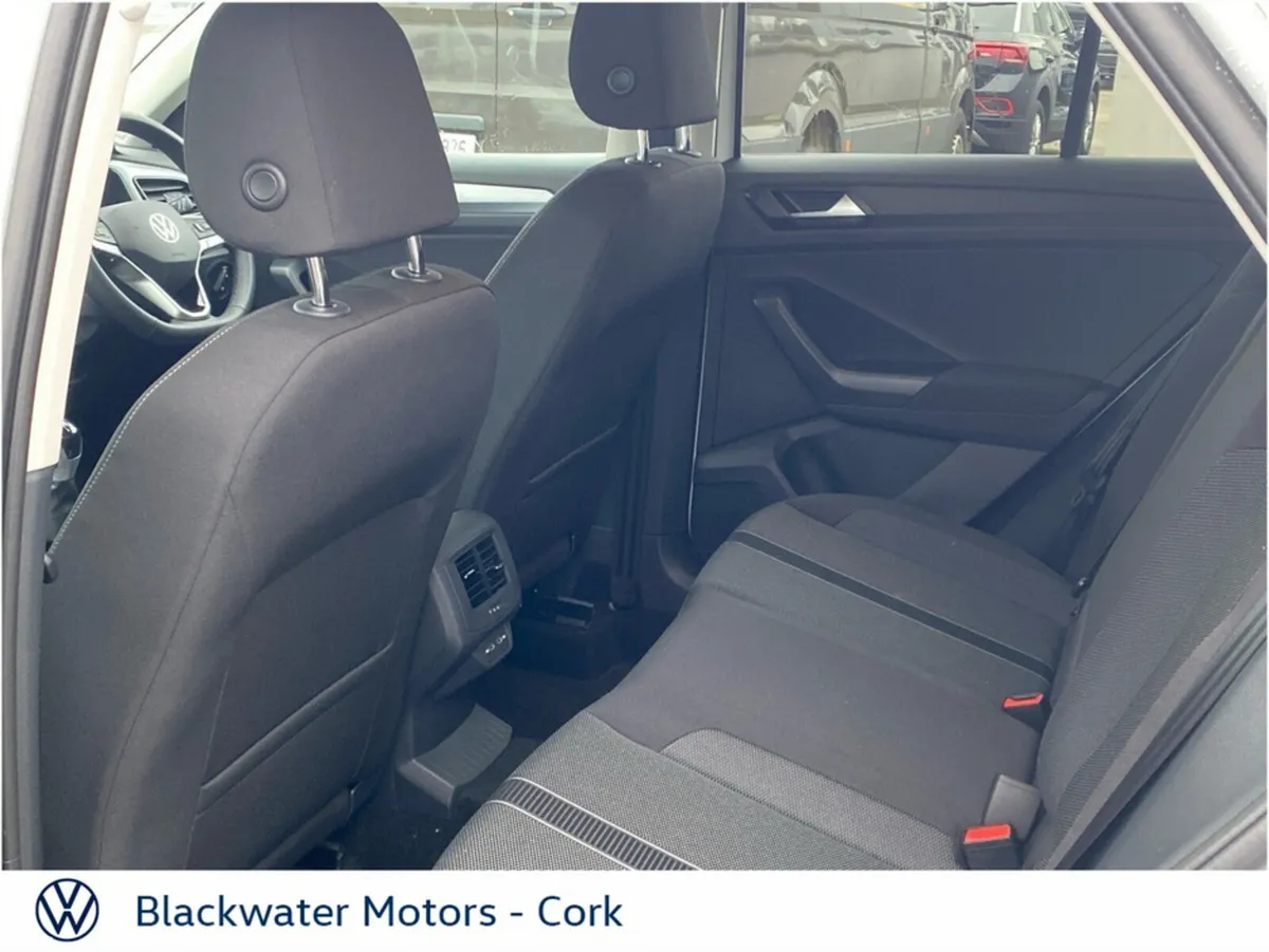 Volkswagen T-Roc Hatchback, Diesel, 2025, White