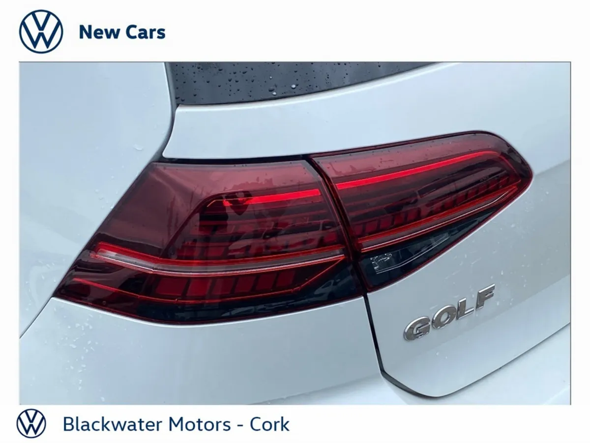 Volkswagen Golf Hatchback, Petrol, 2017, 