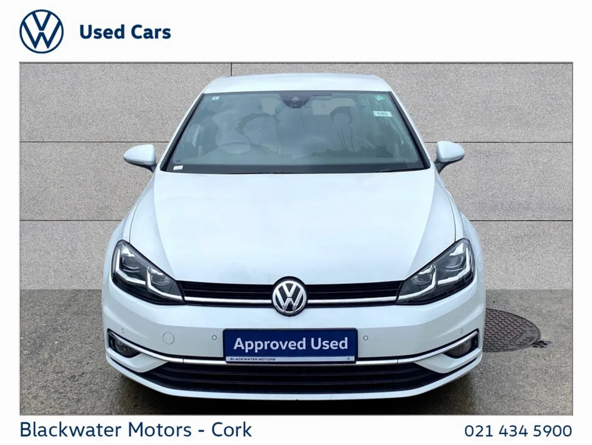 Volkswagen Golf Hatchback, Petrol, 2018, 